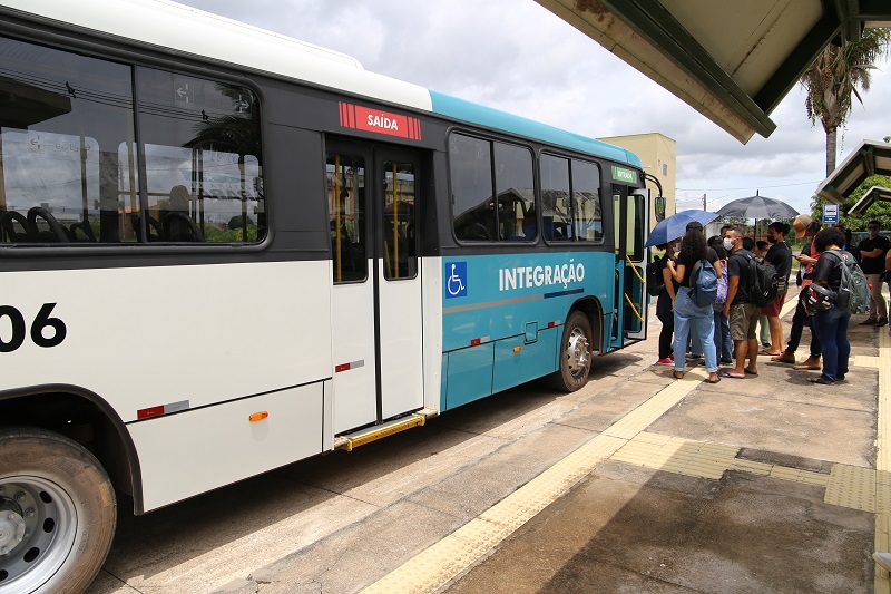 Ponto de Onibus Unidade 3 Maraba 6366