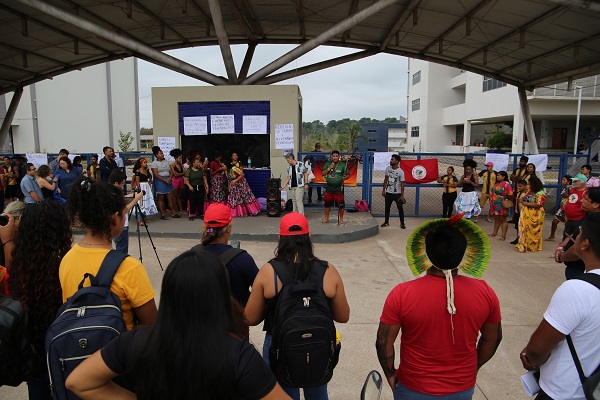 manifestação indigenas